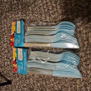 Pioneer Woman Cutlery NWT